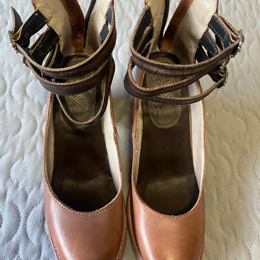 Free Birds boots
